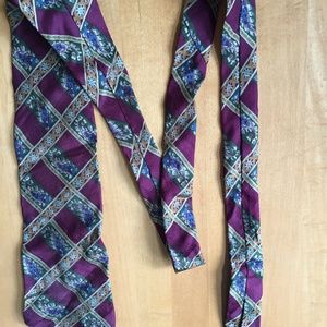 Villa Buggati Silk Tie in Maroon and Slate